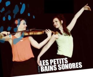 Les deux artistes de Lalabulle, l'une au violon, l'autre dansant